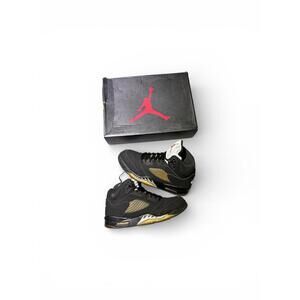 Jordan 5 Black Metallic (2016)